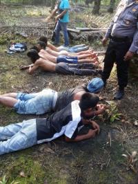 Polisi Tetapkan 22 Tersangka dalam Bentrok Berdarah di KamparÂ 